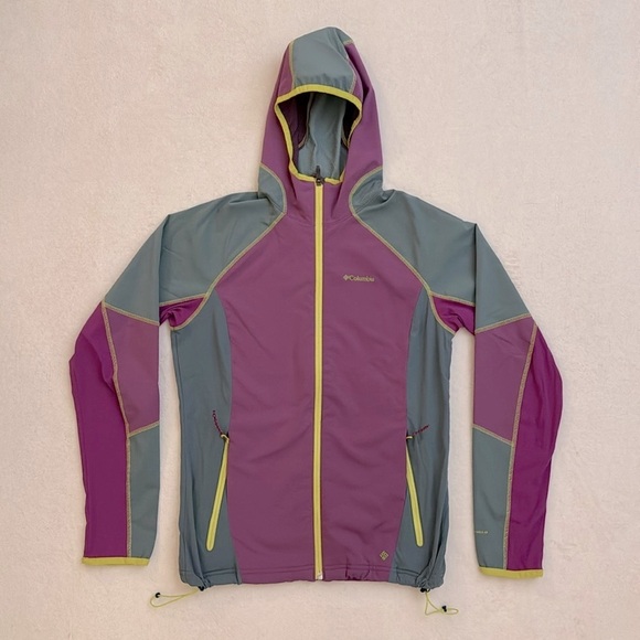 Columbia Women's ‘Sweet As Softshell Berry Jam’ Omni-Shield Jacket - Picture 1 of 12